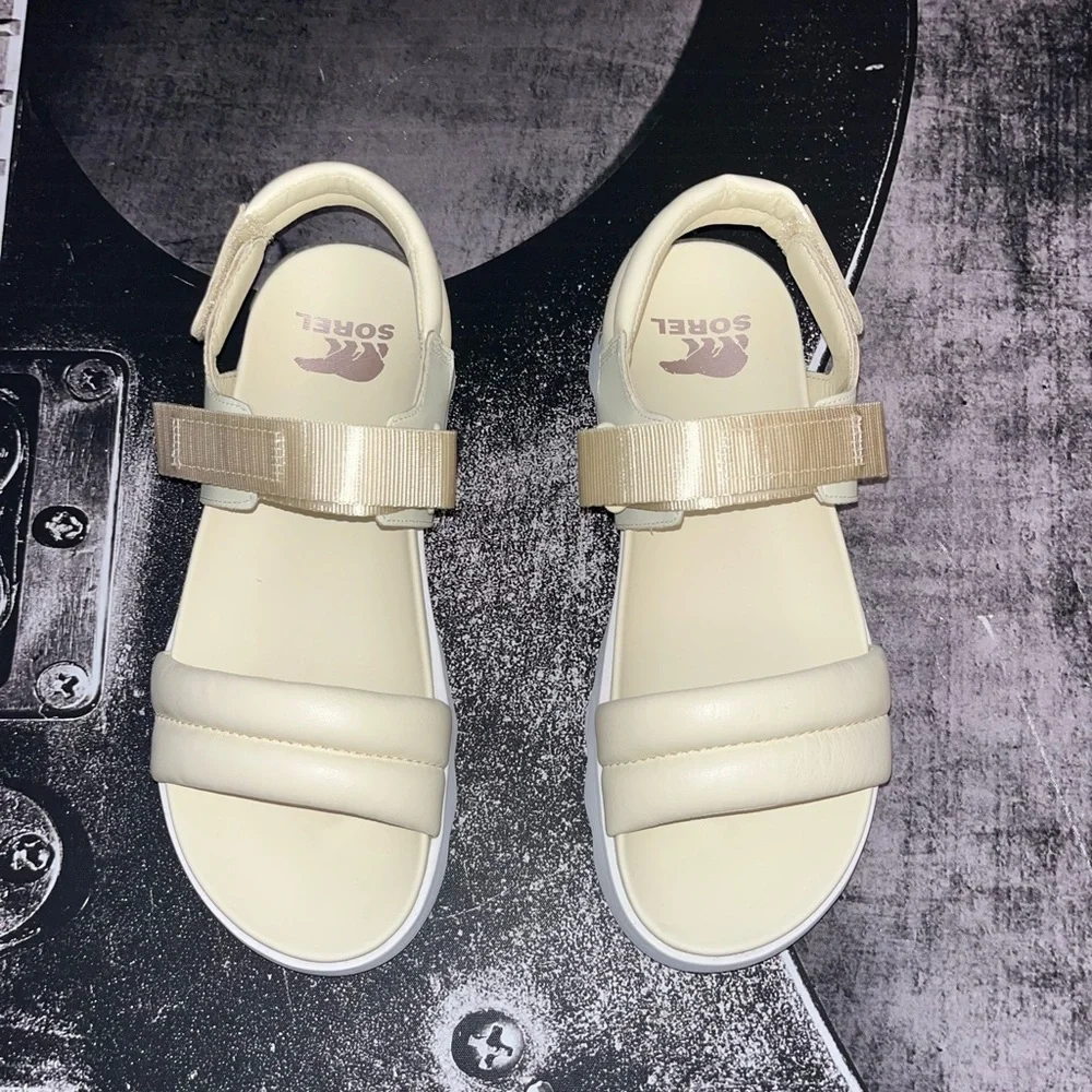 NEW SOREL Sandal